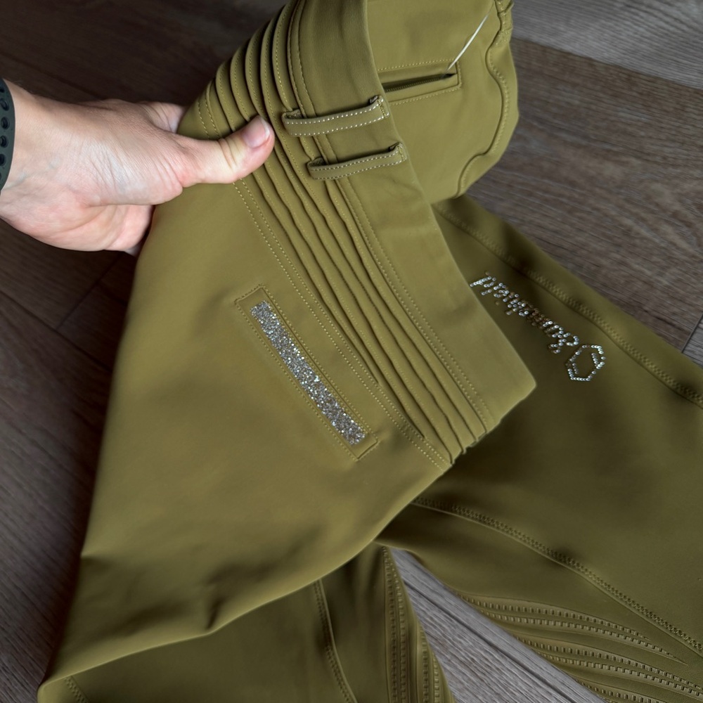 Samshield Adele (Clara) Olive Riding Breeches size Medium